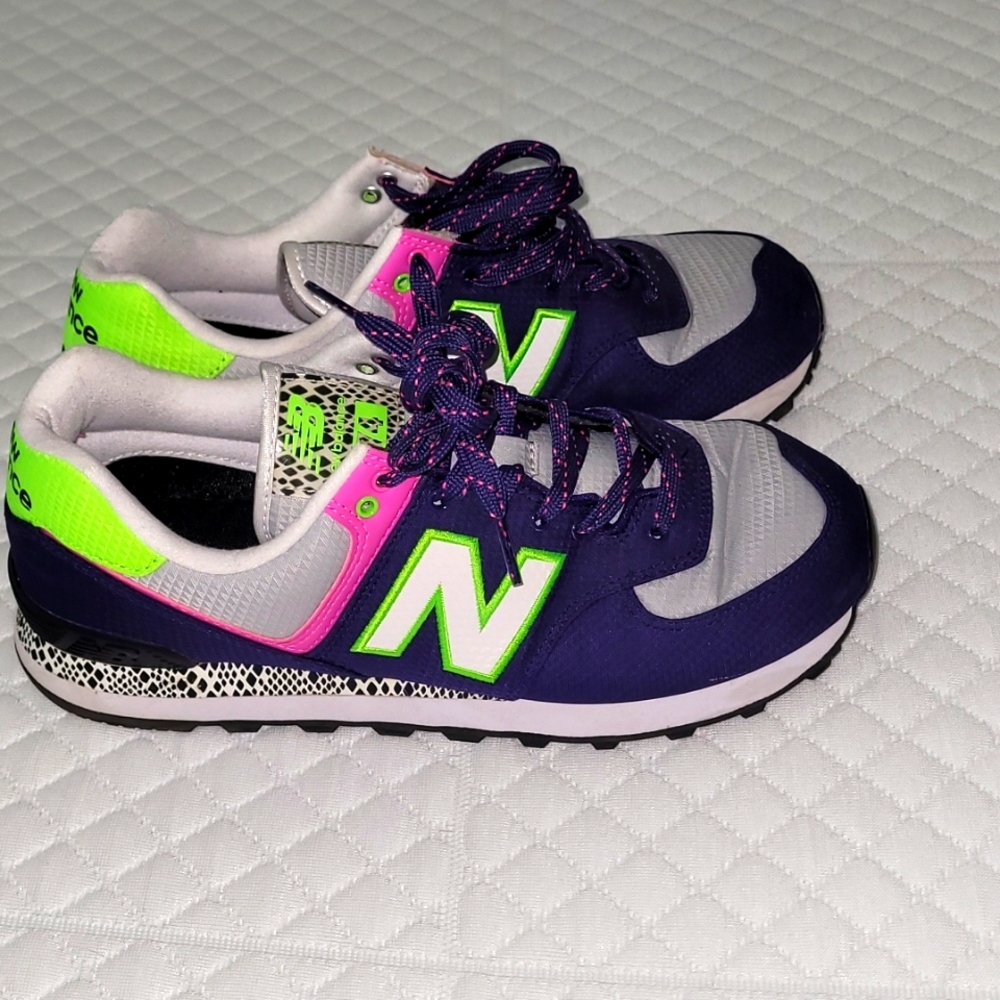 Womens New Balance 574